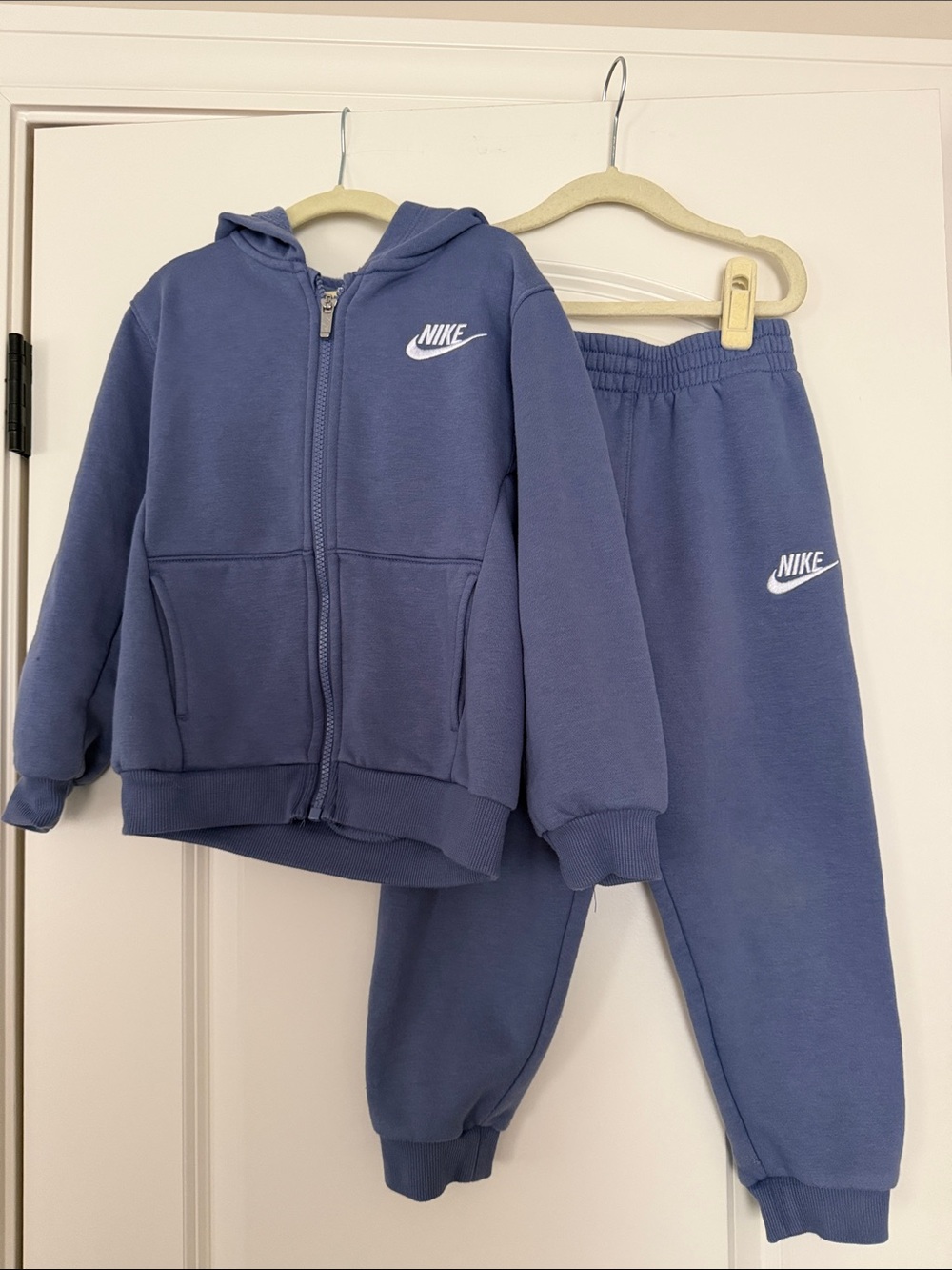 Nike | (6) Kids 2 piece Club Full Zip-Set